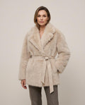 Madline24 - Minor | Gegürteter Langhaariger Mantel Damen