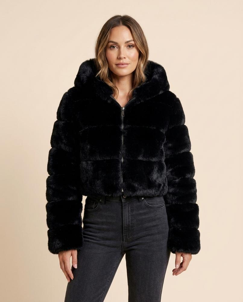 Madline24 - Vivin | Plüschig Kurz Geschnitten Jacke Damen